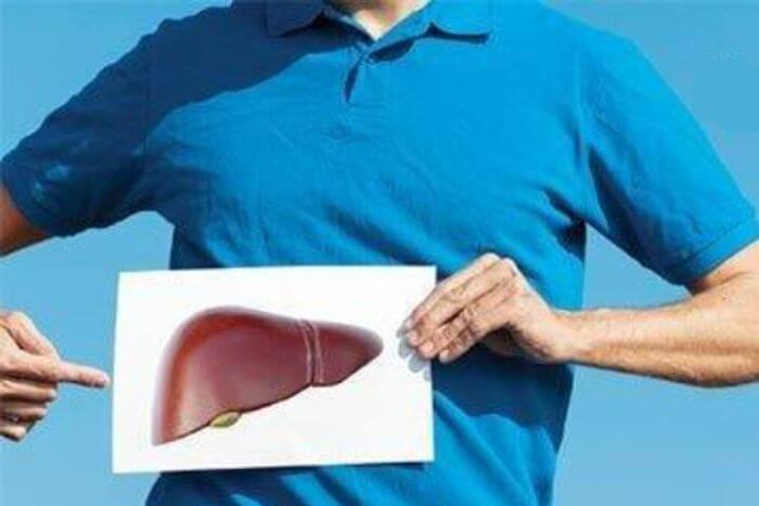 Do diabetes patients have an increased risk of liver disease